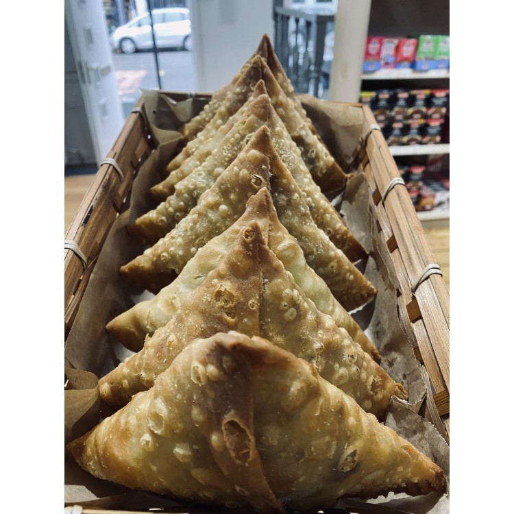 Fresh Vegan Samosa (Per unit) *(AVAILABLE ONLY ON WEEKENDS)